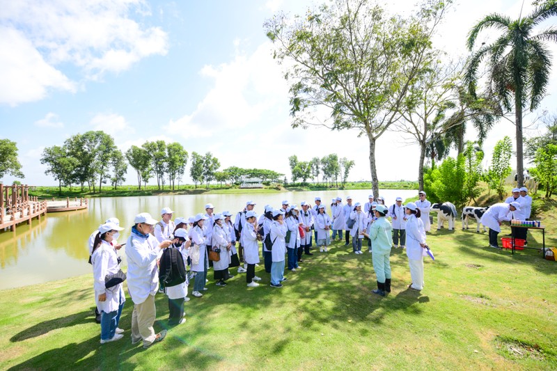 Ảnh: Quang Định Farm tour VBCSD - 01.JPG