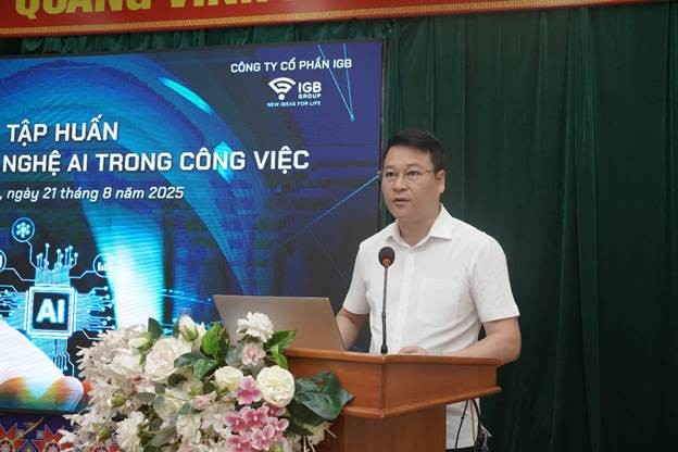Ông Nguyễn Quốc Trung – Tỉnh uỷ viên, Giám đốc Sở VHTT&DL tỉnh Cao Bằng phát biểu tại buổi ký kết Ông Nguyễn Quốc Trung – Tỉnh uỷ viên, Giám đốc Sở VHTT&DL tỉnh Cao Bằng phát biểu tại buổi ký kết