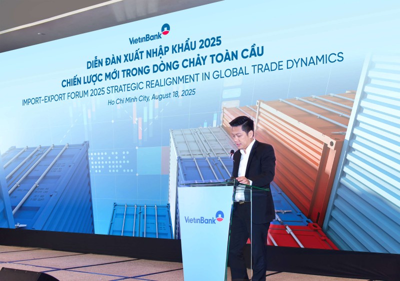 Ông Lê Duy Hải - Phó Tổng Giám đốc kiêm Giám đốc VietinBank TP. HCM phát biểu khai mạc sự kiện ảnh 1 (2) (2).JPG