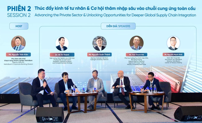 Các phiên thảo luận tại Diễn đàn thu hút sự quan tâm rất lớn từ cộng đồng DN Ảnh 3 (2) (1).JPG
