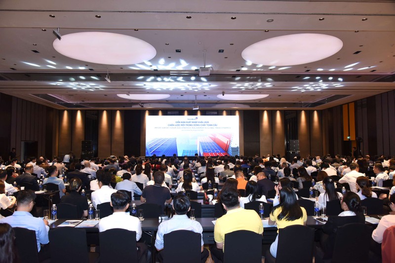 Toàn cảnh Diễn đàn Xuất nhập khẩu 2025 ảnh 5 (2) (1).JPG