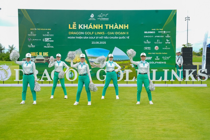 Sự kiện khánh thành 27 hố tiêu chuẩn quốc tế sân Dragon Golf Links Anh 1.jpg