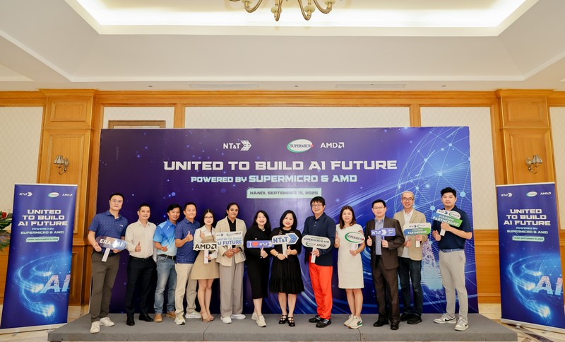 Sự kiện “United to Build AI Future” (Hợp lực Kiến tạo tương lai AI) do NT&T JSC và Supermicro đồng tổ chức năm 2025, đánh dấu bước ngoặt trong hợp tác phát triển hệ sinh thái AI tại Việt Nam. Ảnh: NT&T JSC 4R1A6477.jpg