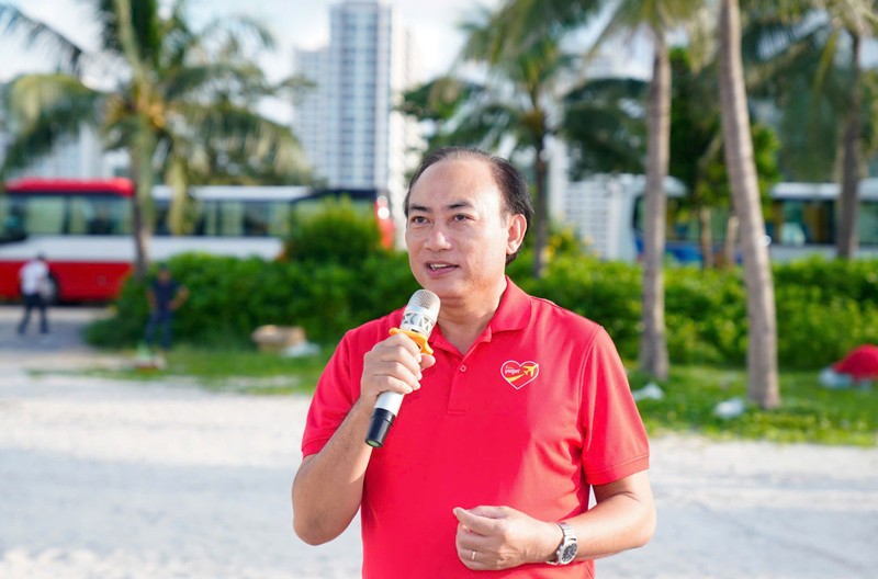 Phó Tổng Giám đốc thường trực Vietjet Tô Việt Thắng khẳng định cam kết phát triển bền vững của Vietjet A5 (10).jpg