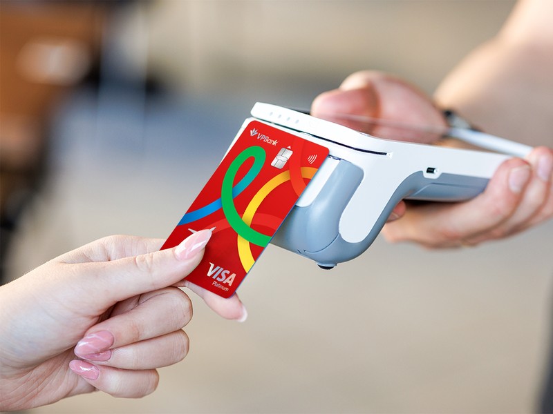 VPBank YoJo Visa Platinum cho phép người dùng quẹt nhanh, chạm nhẹ Anh 2 (20).jpg