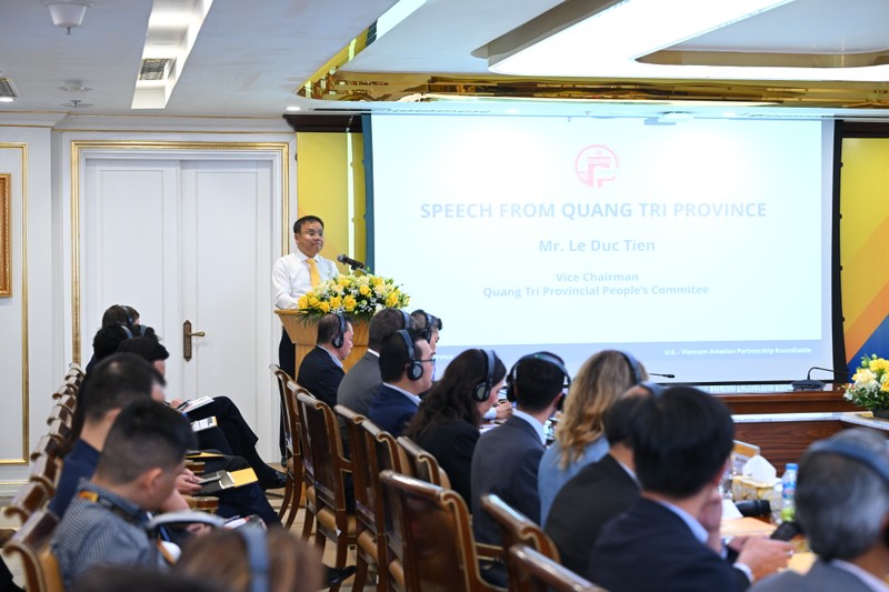 Phó Chủ tịch UBND tỉnh Quảng Trị Lê Đức Tiến khẳng định: “Sân bay Quảng Trị - bốn trong một” là chiến lược đột phá trong tương lai. Ảnh 1 (26).JPG
