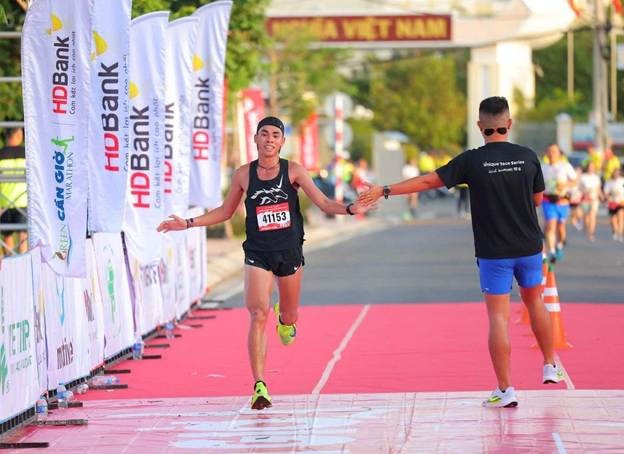 Huỳnh Anh Khôi -“chân chạy” được mệnh danh là “quái vật” làng chạy bộ sẽ tái xuất đường đua HDBank Green Marathon 2025 Huỳnh Anh Khôi -“chân chạy” được mệnh danh là “quái vật” làng chạy bộ sẽ tái xuất đường đua HDBank Green Marathon 2025
