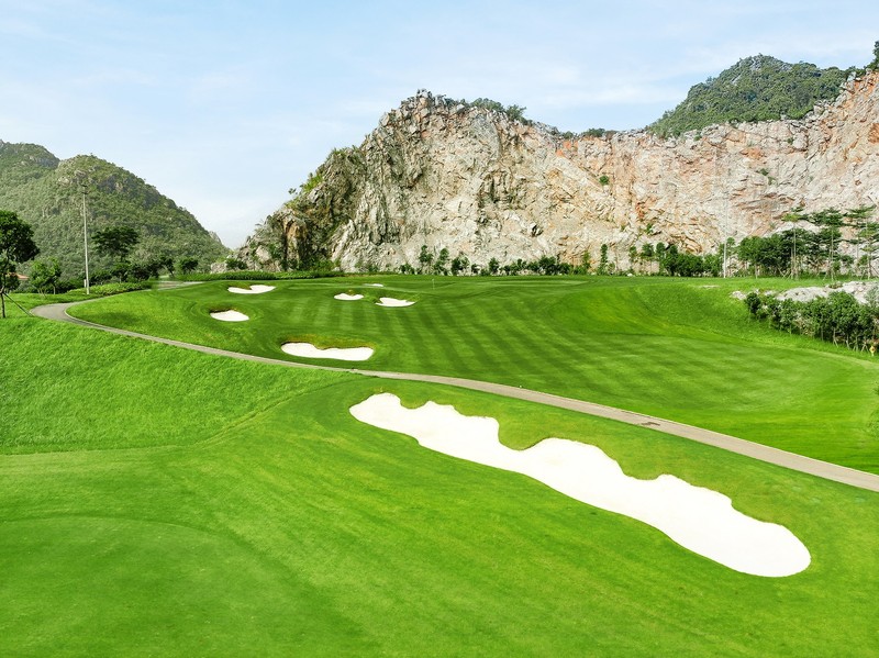 Legend Valley Country Club là sự kết hợp hoàn hảo giữa nghệ thuật thiết kế và triết lý phát triển bền vững, hài hòa với thiên nhiên 03 Legend Valley Country Club (1).jpg