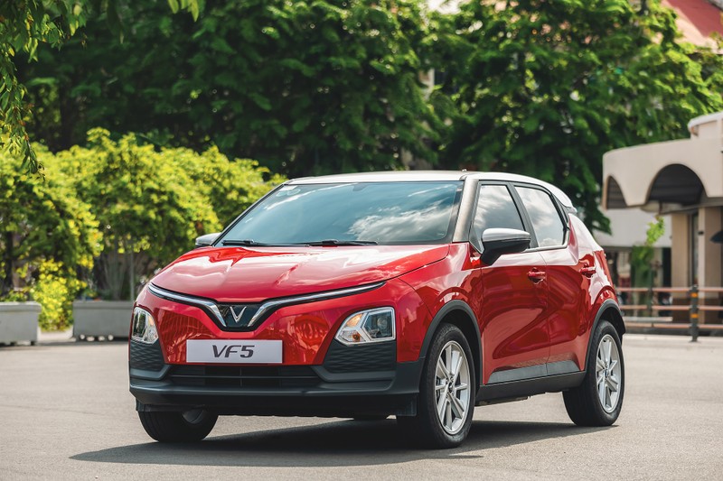 VF 5 là lựa chọn phù hợp đại đa số người dùng Việt nhờ công năng sử dụng đa dạng. A3 (17).jpg