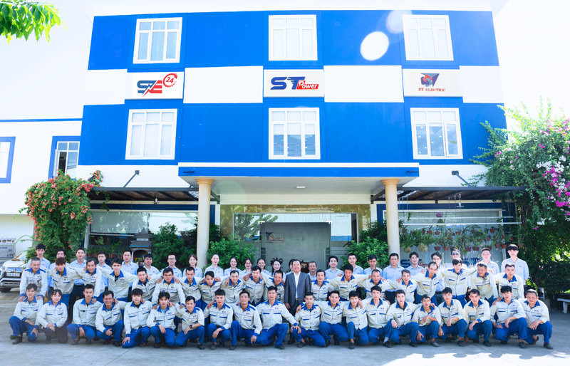 Tập thể cán bộ, công nhân viên Công ty Cổ phần STPower Hình ảnh tập thể.png