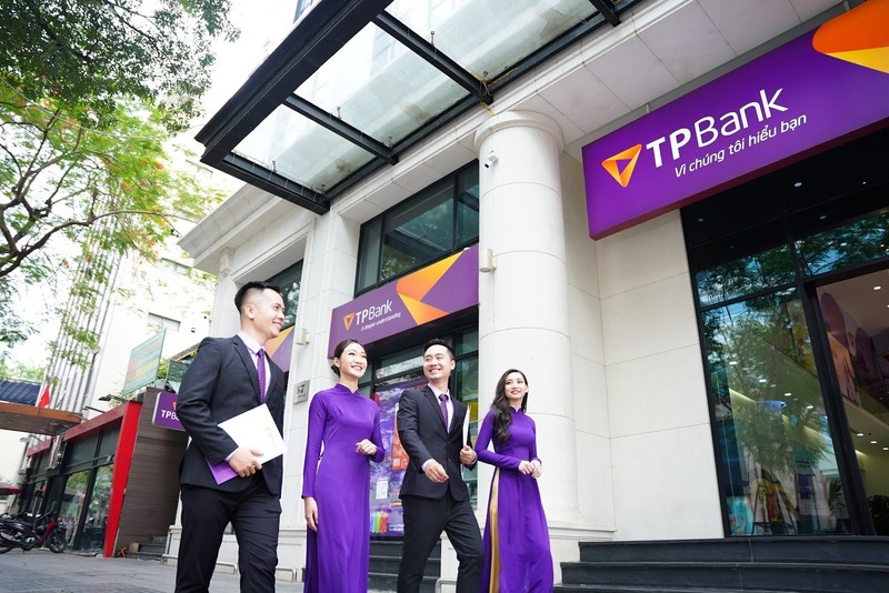 Tổng tài sản của TPBank 9 tháng năm 2025 vượt mốc 450.000 tỷ đồng, vượt kế hoạch cả năm. Tổng tài sản của TPBank 9 tháng năm 2025 vượt mốc 450.000 tỷ đồng, vượt kế hoạch cả năm.