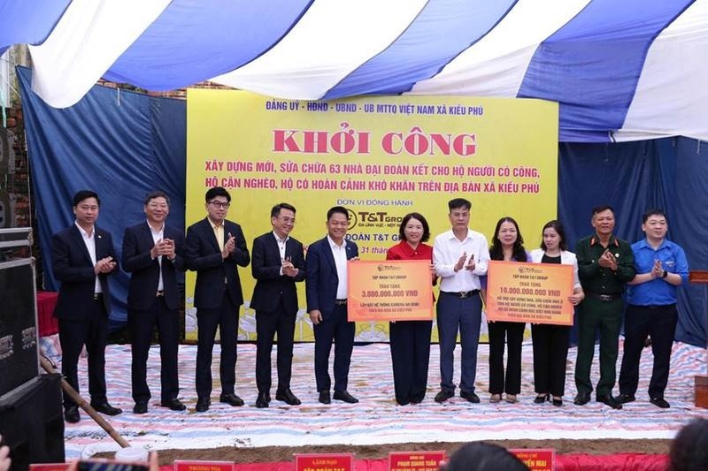 Tập đoàn T&amp;T Group tài trợ 13 tỷ đồng cho xã Kiều Phú (Hà Nội) để xây dựng nhà Đại đoàn kết và hệ thống camera an ninh