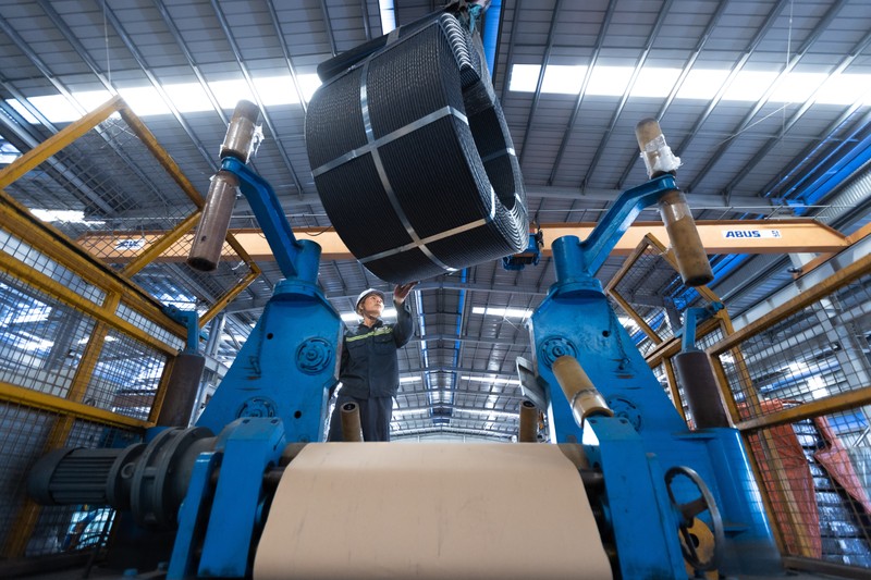 Hòa Phát hiện sở hữu dây chuyền sản xuất cáp dự ứng lực công suất hơn 200.000 tấn mỗi năm, được nhập khẩu hoàn toàn từ Ý