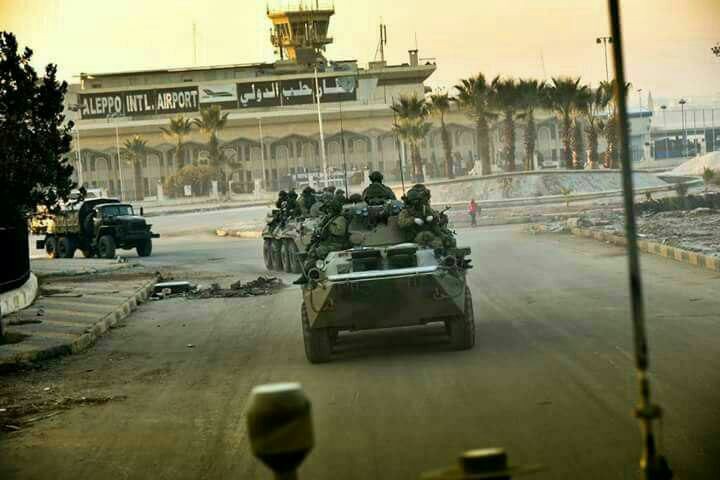 Binh sĩ Nga làm nhiệm vụ ở thành phố Aleppo vừa được giải phóng