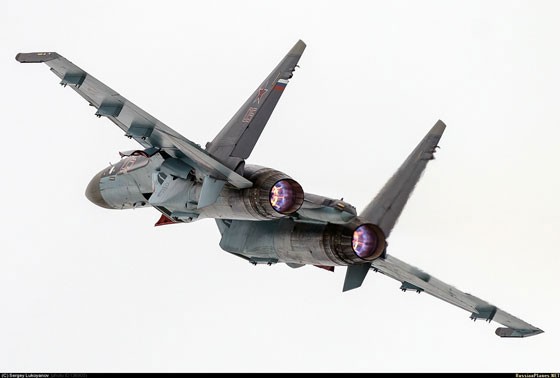 Tiêm kích thế hệ 4++ Su-35