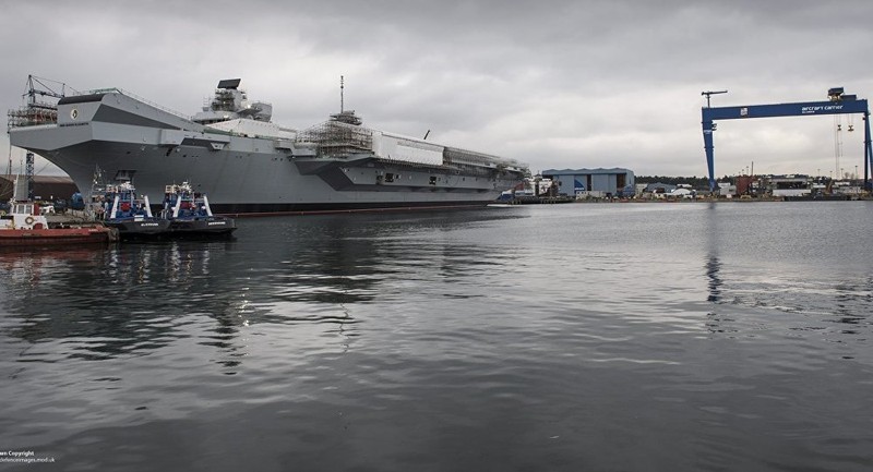 Tàu sân bay Queen Elizabeth của hải quân Anh