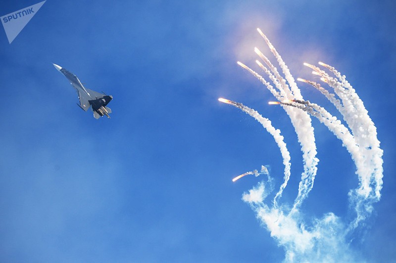Máy bay chiến đấu Su-30 Máy bay chiến đấu Su-30