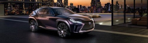 Mô hình Lexus UX.