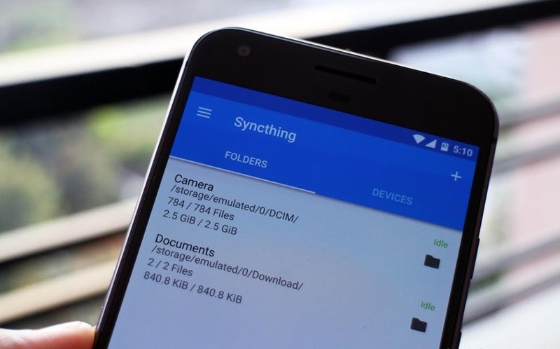 Syncthing:Với Syncthing, người dùng có thể đồng bộ hóa dữ liệu của điện thoại và máy tính một cách dễ dàng. Ngoài ra, phần mềm sẽ tự định danh các thiết bị, giúp người dùng đơn giản hóa thao tác. Điểm mạnh của Syncthing là miễn phí và giao diện không có quảng cáo như một số ứng dụng tương tự. Syncthing:Với Syncthing, người dùng có thể đồng bộ hóa dữ liệu của điện thoại và máy tính một cách dễ dàng. Ngoài ra, phần mềm sẽ tự định danh các thiết bị, giúp người dùng đơn giản hóa thao tác. Điểm mạnh của Syncthing là miễn phí và giao diện không có quảng cáo như một số ứng dụng tương tự.