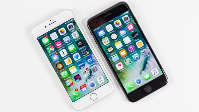 iPhone thế hệ tiếp theo có thể đổi cổng kết nối. Ảnh:The Verge.