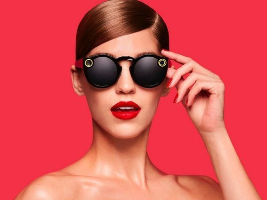 Snap IPO thành công và 5 câu hỏi về Snapchat ảnh 2 Snap IPO thành công và 5 câu hỏi về Snapchat ảnh 2
