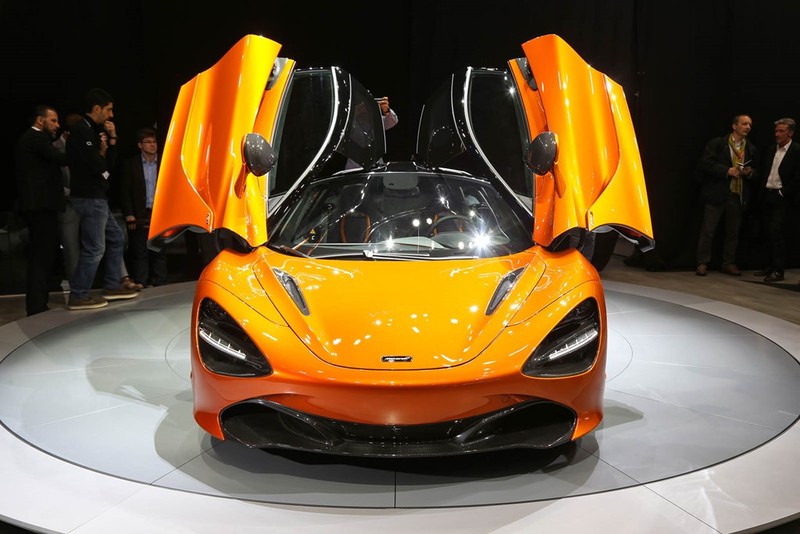 McLaren vừa chính thức giới thiệu chiếc McLaren 720S tại Geneva Motor Show 2017. Đây là model mới nhất của dòng xe McLaren Super Series, thay thế cho mẫu xe tiền nhiệm 650S. McLaren hy vọng 720S sẽ gặt hái thành công vang dội hơn 650S.