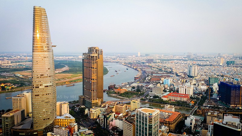 Ở chế độ HDR, Galaxy A 2017 thể hiện được “đẳng cấp” của mình so với các smartphone hiện nay, nhờ vào khả năng “sản xuất” ảnh với độ chênh lệch sáng cao. Từ đó các chi tiết và màu sắc trong vùng tối và vùng sáng đều được cân bằng, tránhtình trạng thay đổi sắc độ hoặc bị bệt các chi tiết nhỏ trong ảnh.- Ảnh: Minh Hoà