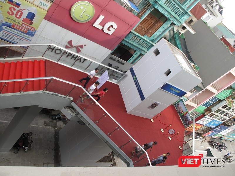 Cận cảnh nhà ga, tàu mẫu đường sắt trên cao Cát Linh - Hà Đông  ảnh 18