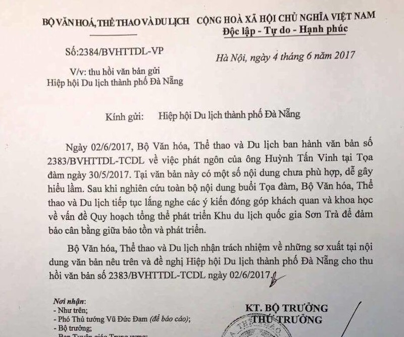Công văn ngày 4-6 của Bộ VH-TT&DL thu hồi lại công văn đòi "xử lý" ông Vinh Đòi 'xử lý' người phát biểu về Sơn Trà là trái thẩm quyền