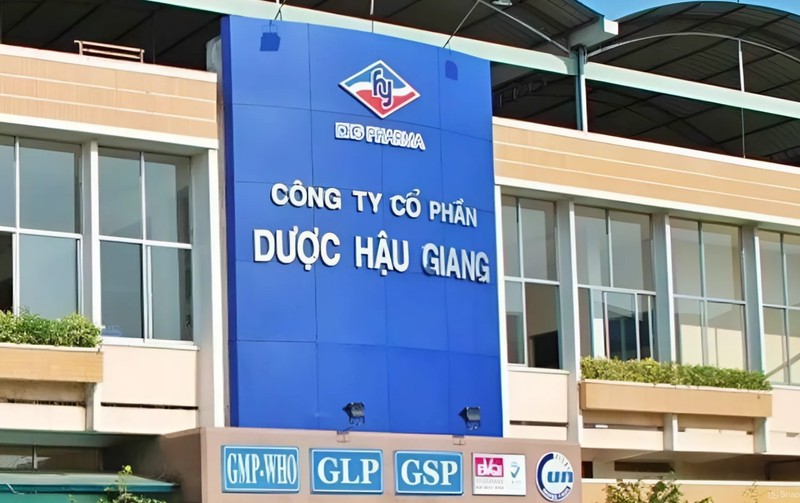 Tổng giám đốc và 2 giám đốc của Dược Hậu Giang xin từ nhiệm trong tháng 7