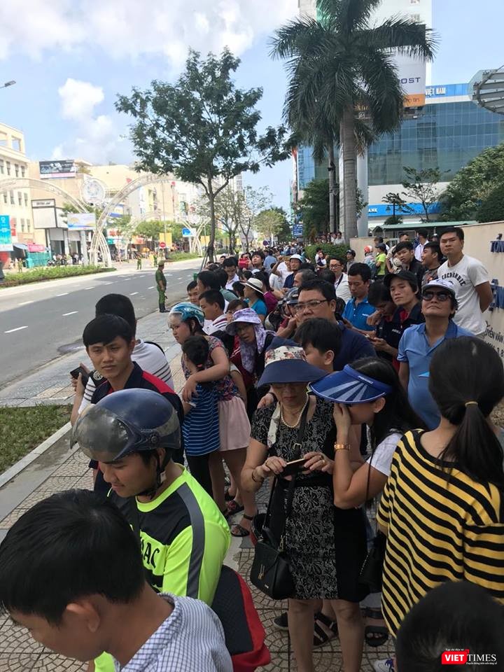 Lễ đón Tổng thống Mỹ Donald Trump đến Đà Nẵng dự Tuần lễ cấp cao APEC ảnh 19