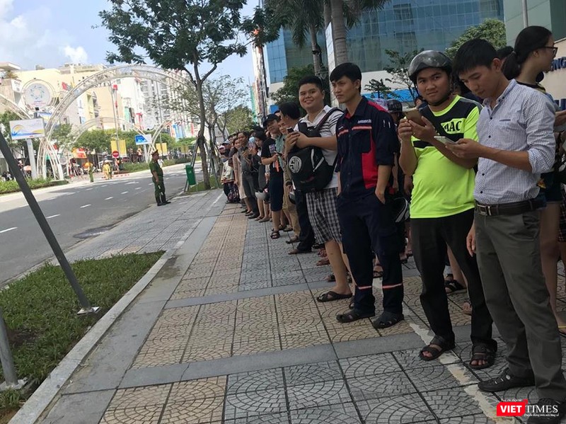 Lễ đón Tổng thống Mỹ Donald Trump đến Đà Nẵng dự Tuần lễ cấp cao APEC ảnh 20