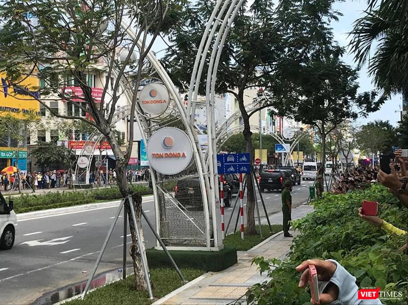 Lễ đón Tổng thống Mỹ Donald Trump đến Đà Nẵng dự Tuần lễ cấp cao APEC ảnh 22