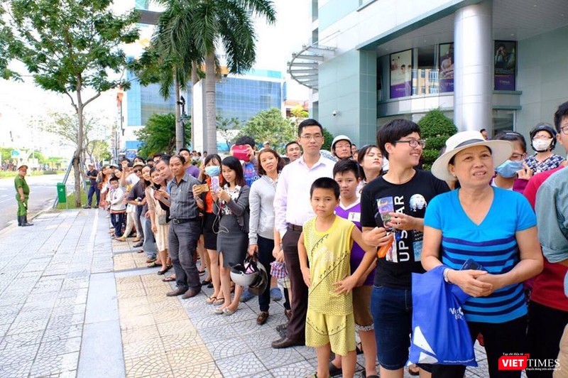 Lễ đón Tổng thống Mỹ Donald Trump đến Đà Nẵng dự Tuần lễ cấp cao APEC ảnh 31