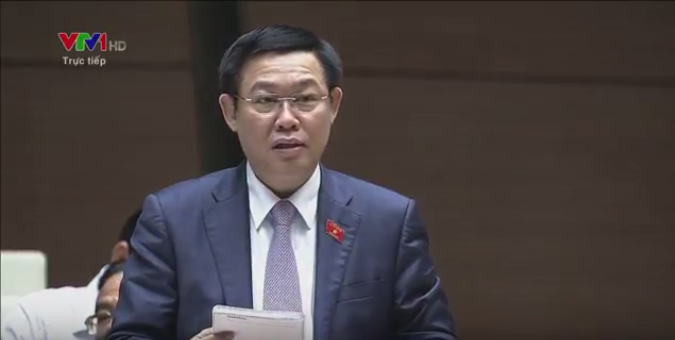 Bộ trưởng Bộ Tài chính Đinh Tiến Dũng tiếp tục trả lời chất vấn ảnh 1 Phó Thủ tướng Vương Đình Huệ