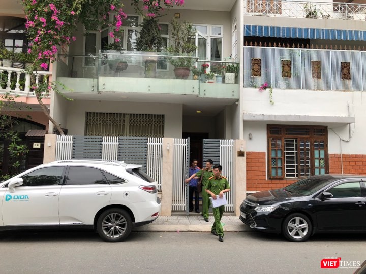 Công an khám xét nhà 2 cựu Chủ tịch TP. Đà Nẵng ảnh 7