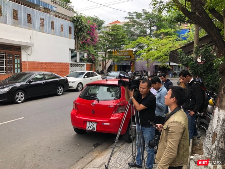 Công an khám xét nhà 2 cựu Chủ tịch TP. Đà Nẵng ảnh 4