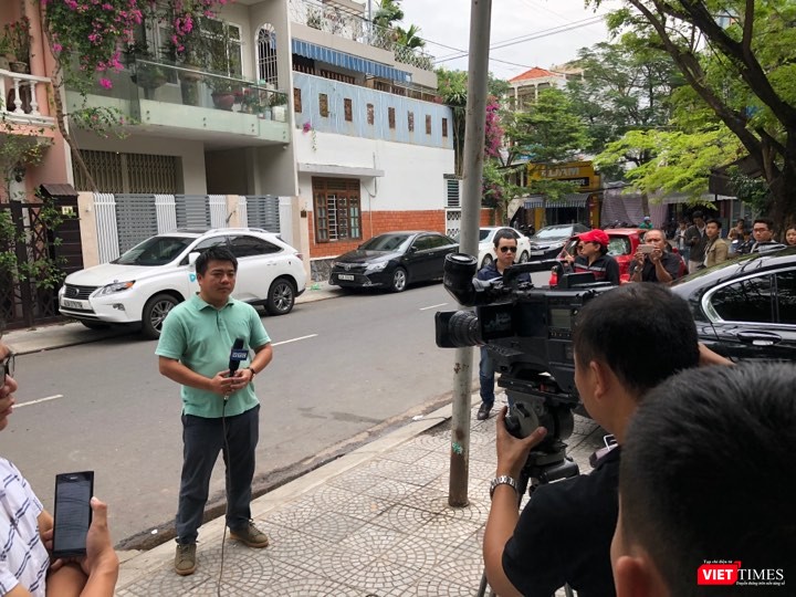 Công an khám xét nhà 2 cựu Chủ tịch TP. Đà Nẵng ảnh 5