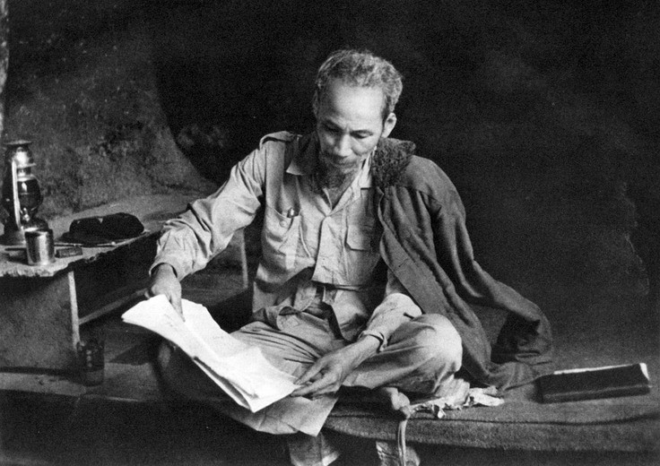 Những hình ảnh về cuộc đời bình dị của Bác ảnh 9