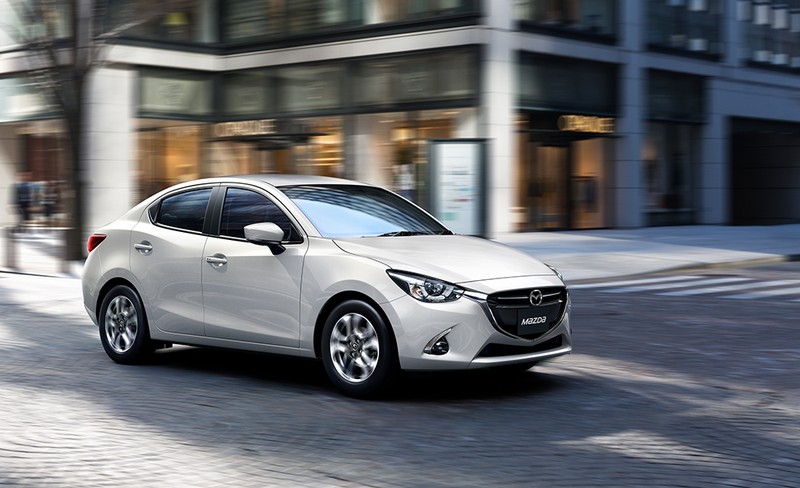 Mazda2 New được cho là có mức giá khá hợp lý, phù hợp với nhu cầu của người tiêu dùng, đặc biệt là nữ giới. Mazda2 New được cho là có mức giá khá hợp lý, phù hợp với nhu cầu của người tiêu dùng, đặc biệt là nữ giới.
