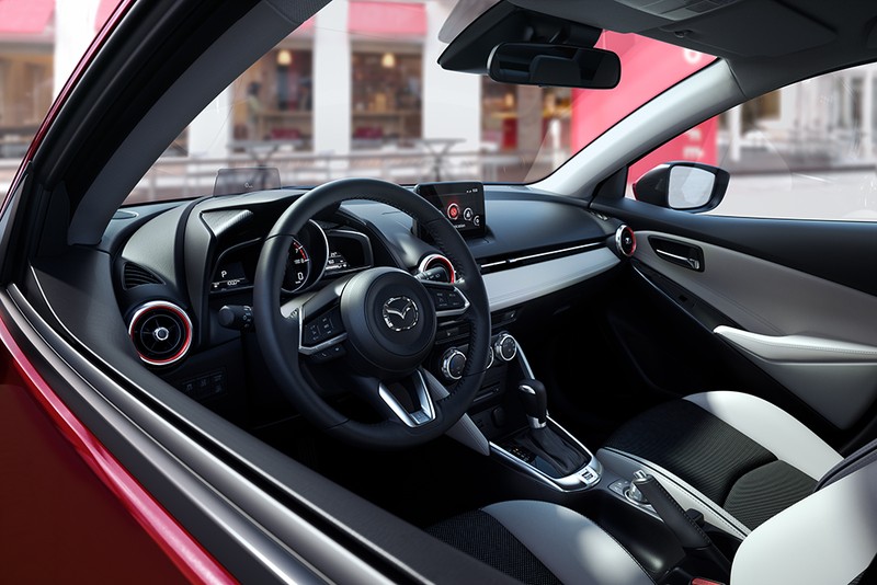 Nội thất Mazda2 New có thiết kế hiện đại ... Nội thất Mazda2 New có thiết kế hiện đại ...
