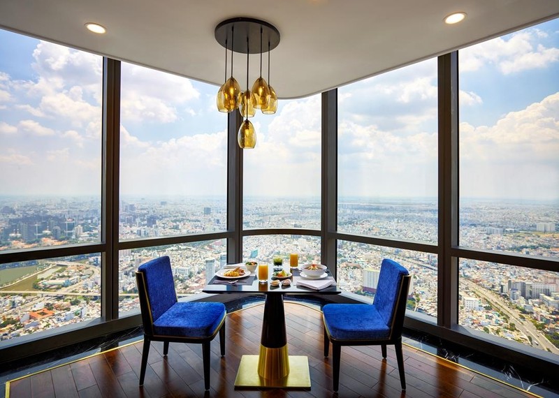 Bữa sáng sành điệu tại Pearl Club tại tầng 71 Bữa sáng sành điệu tại Pearl Club tại tầng 71