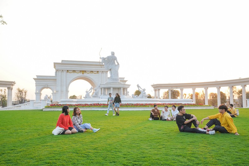 Không gian sinh hoạt hàng ngày, rèn luyện thể chất, giải trí.. cũng được VinUni đầu tư tương đương các đại học đẳng cấp thế giới Không gian sinh hoạt hàng ngày, rèn luyện thể chất, giải trí.. cũng được VinUni đầu tư tương đương các đại học đẳng cấp thế giới
