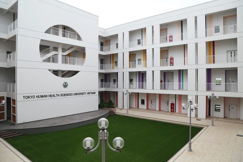 Khuôn viên Đại học Y khoa Tokyo Khuôn viên Đại học Y khoa Tokyo