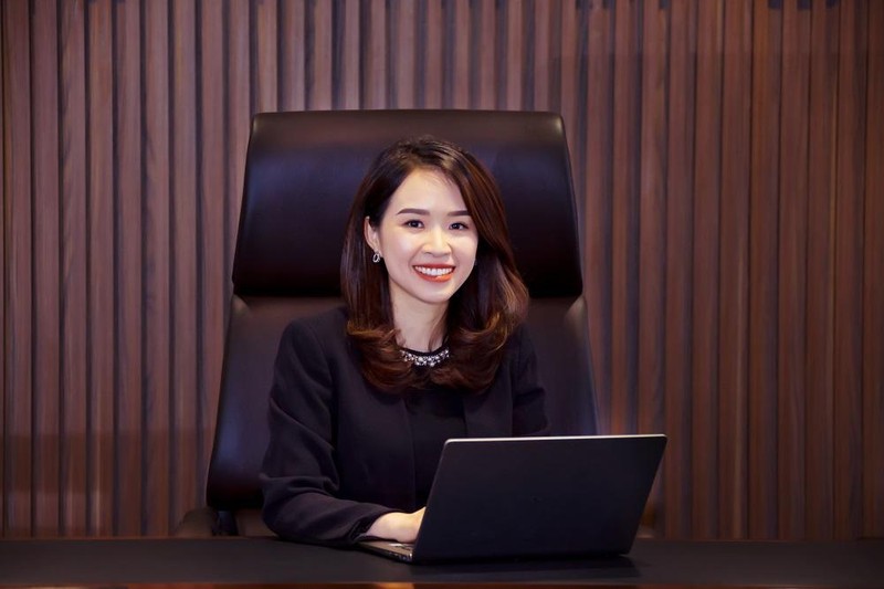 Bà Trần Thị Thu Hằng đảm nhiệm vị trí Chủ Tịch HĐQT Kienlongbank (KSBank) nhiệm kỳ 2018-2022 Bà Trần Thị Thu Hằng đảm nhiệm vị trí Chủ Tịch HĐQT Kienlongbank (KSBank) nhiệm kỳ 2018-2022