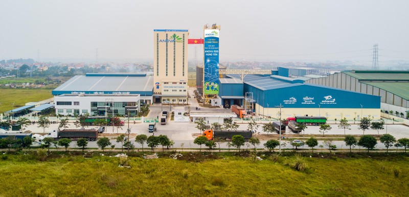 Việc hoàn tất chuỗi 3F giúp tạo động lực phát triển các mảng kinh doanh khác trong chuỗi cung ứng của Nova Consumer. Trong hình: Nhà máy sản xuất thức ăn chăn nuôi Anova Feed của Nova Consumer. Việc hoàn tất chuỗi 3F giúp tạo động lực phát triển các mảng kinh doanh khác trong chuỗi cung ứng của Nova Consumer. Trong hình: Nhà máy sản xuất thức ăn chăn nuôi Anova Feed của Nova Consumer.