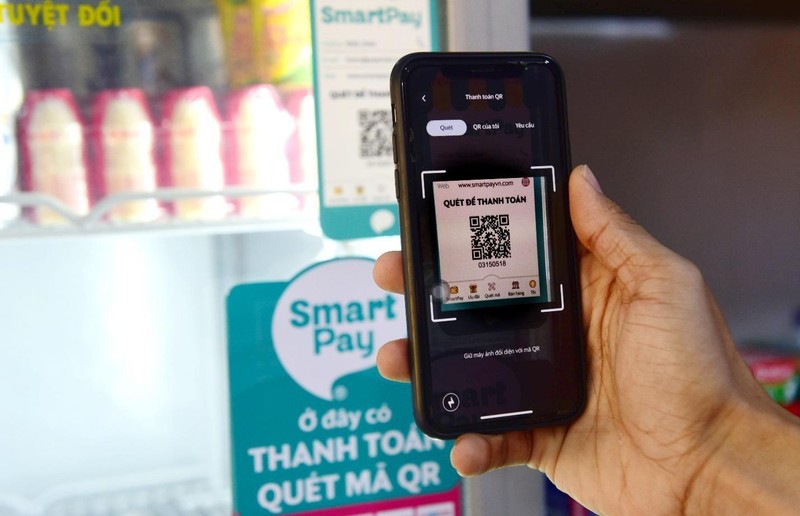 Khách hàng có thể thanh toán quét mã QR của SmartPay bằng mọi ứng dụng ngân hàng, không cần tải thêm ứng dụng nào.