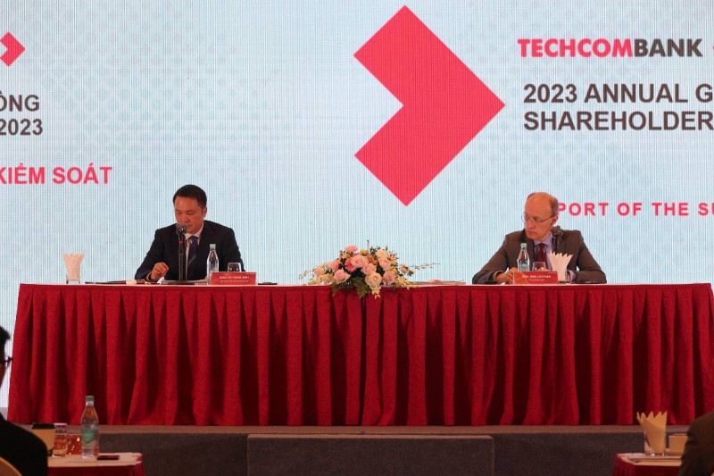 ĐHĐCĐ 2023 Techcombank: 'Điểm sáng' trong bức tranh 22.000 tỉ đồng lợi nhuận ảnh 2