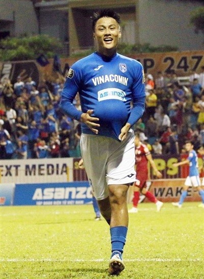 Mạc Hồng Quân chính là cầu thủ được HLV Phan Thanh Hùng tiến cử cho HLV Park Hang- Seo (ảnh CLB Than Quảng Ninh)