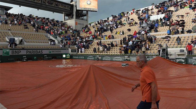 Mưa lớn khiến nhiều trận đấu tại  Roland Garros bị hoãn (ảnh ATP)